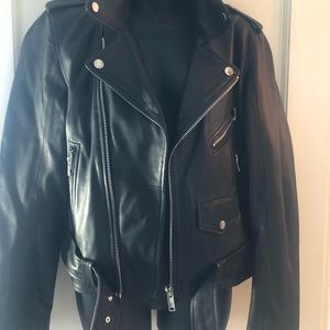 NWOT XL HARD TO FIND Butter Genuine 100%Black leather Motorcycle Jacket Stunning